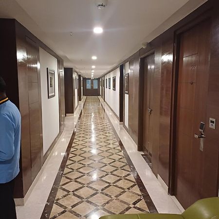 Hotel Benzz Park Chennai Eksteriør bilde