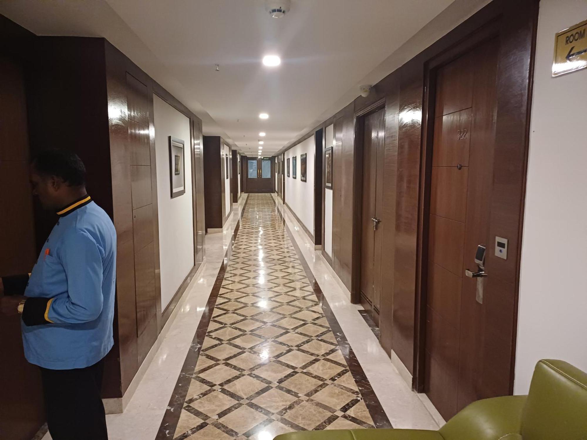 Hotel Benzz Park Chennai Eksteriør bilde