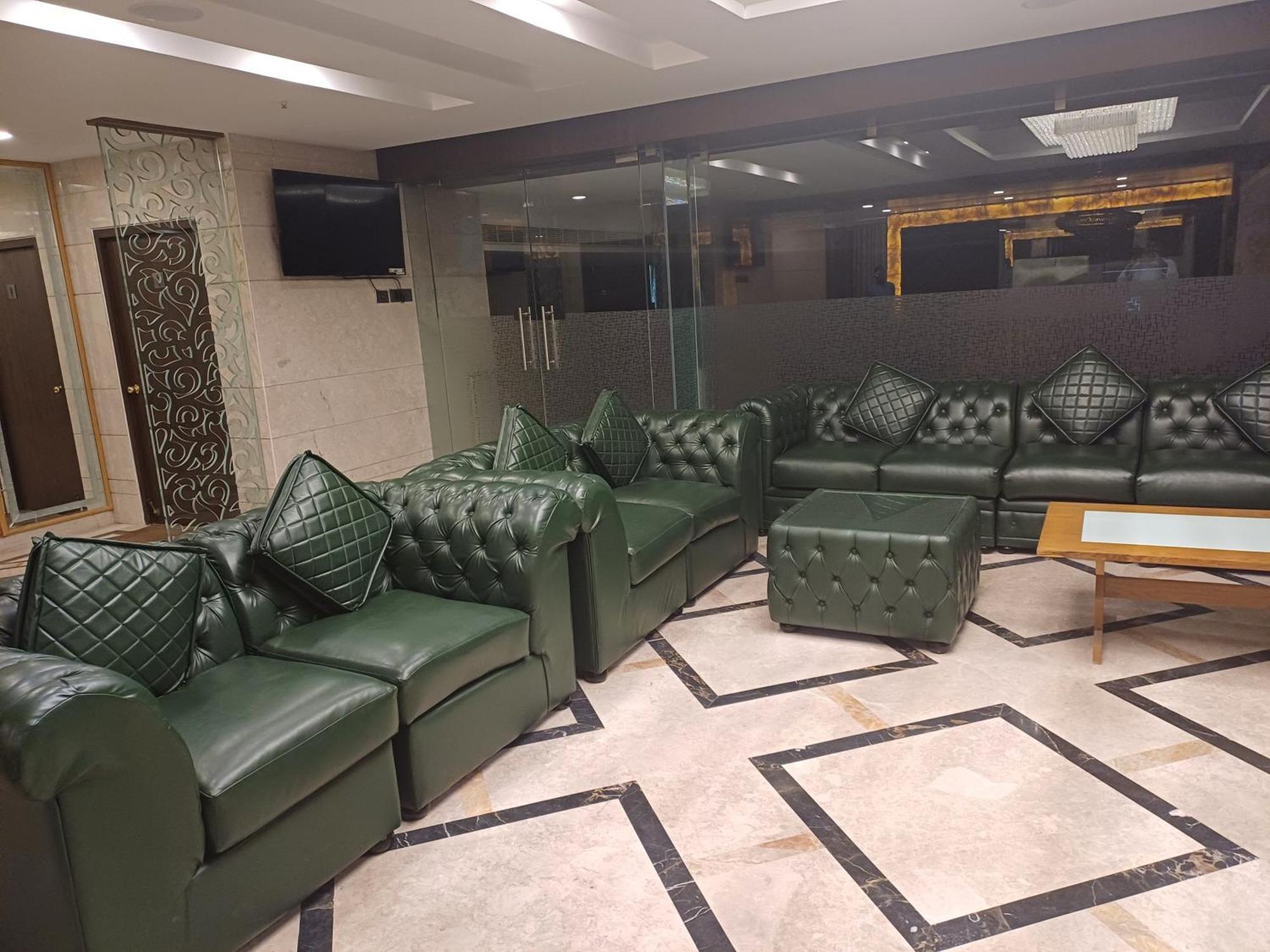 Hotel Benzz Park Chennai Eksteriør bilde