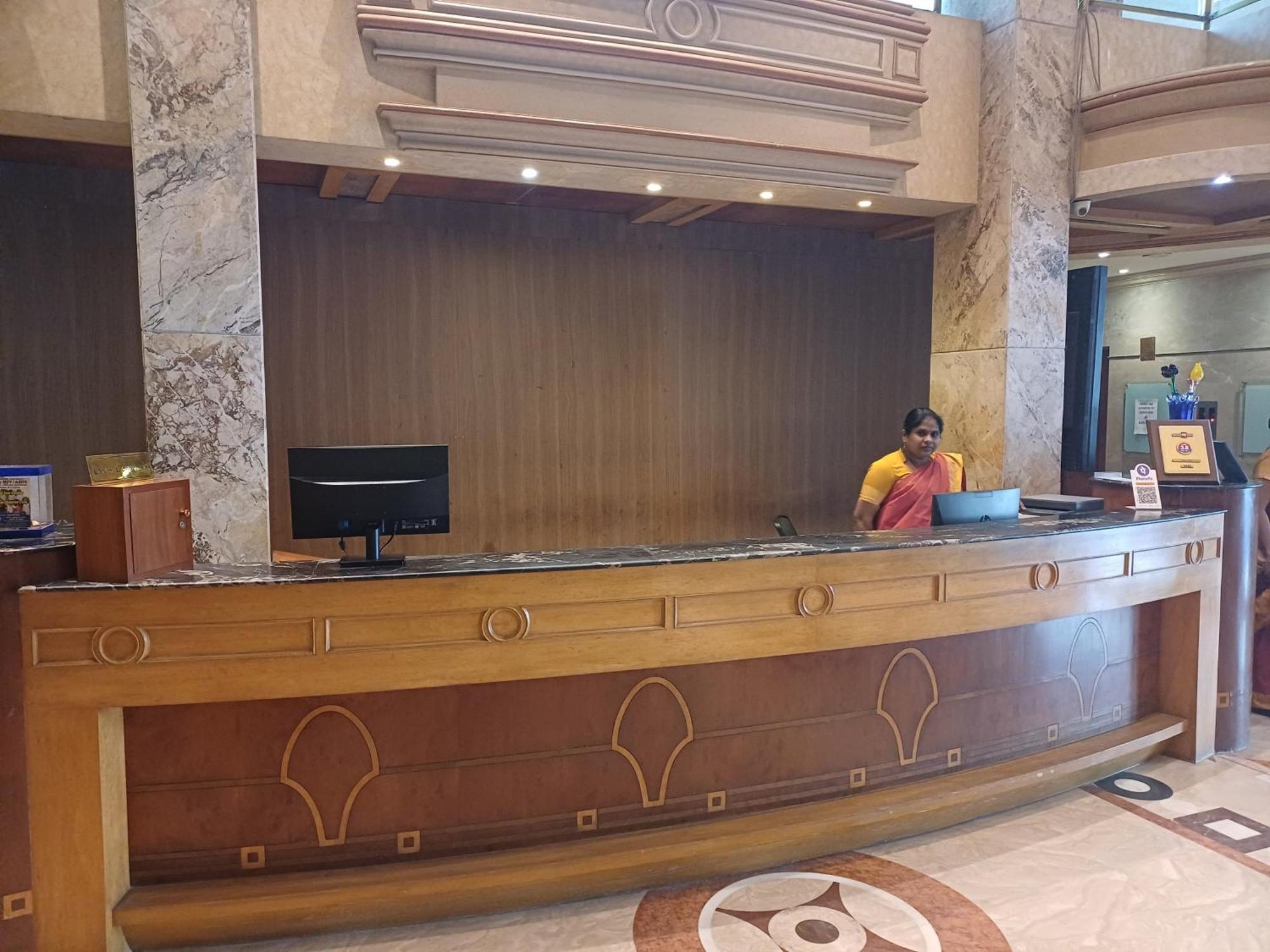 Hotel Benzz Park Chennai Eksteriør bilde