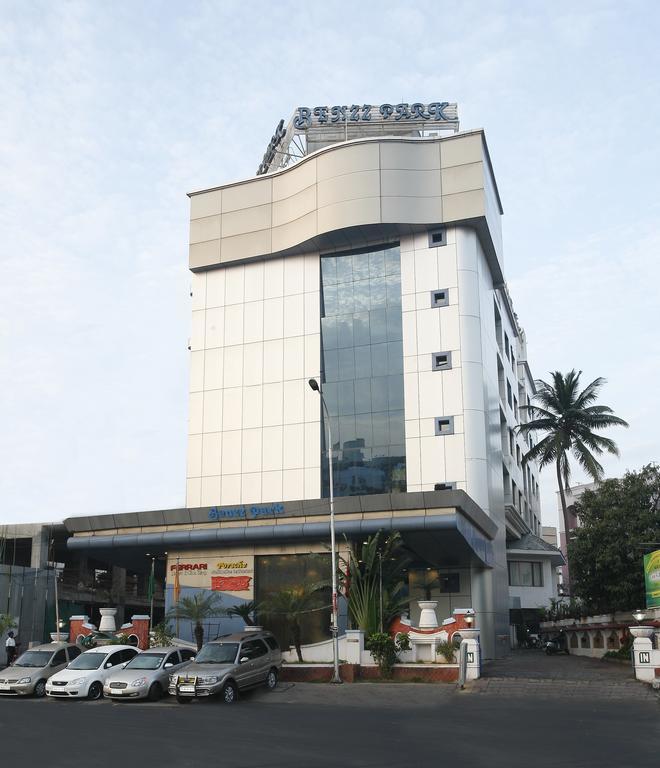 Hotel Benzz Park Chennai Eksteriør bilde