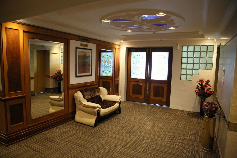 Hotel Benzz Park Chennai Eksteriør bilde