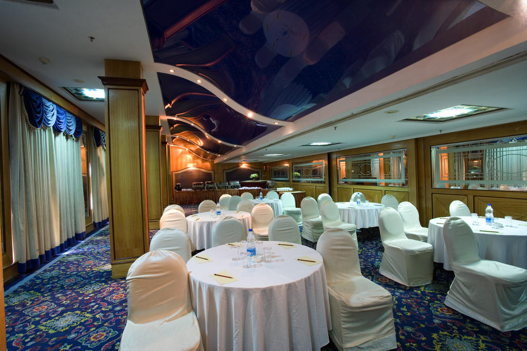 Hotel Benzz Park Chennai Eksteriør bilde
